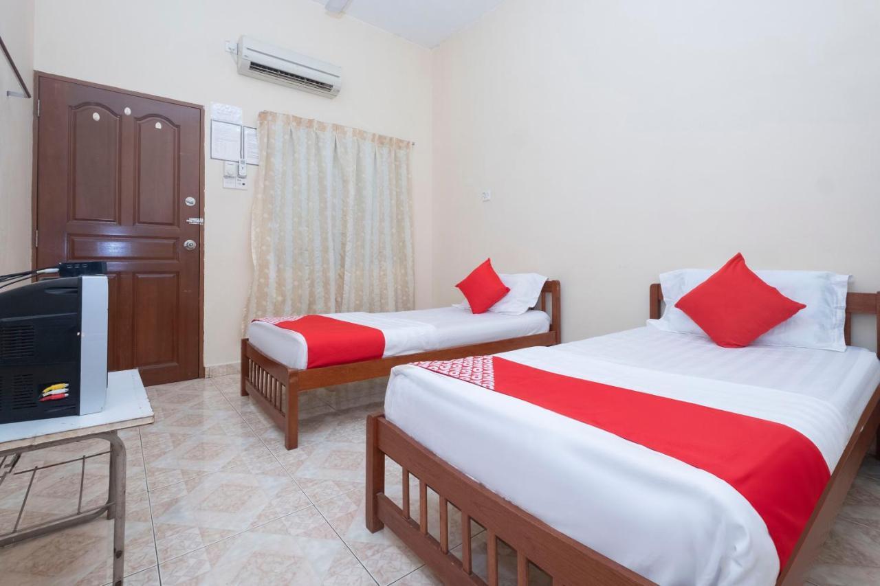 Spot On 89941 Rivermoon Hotel