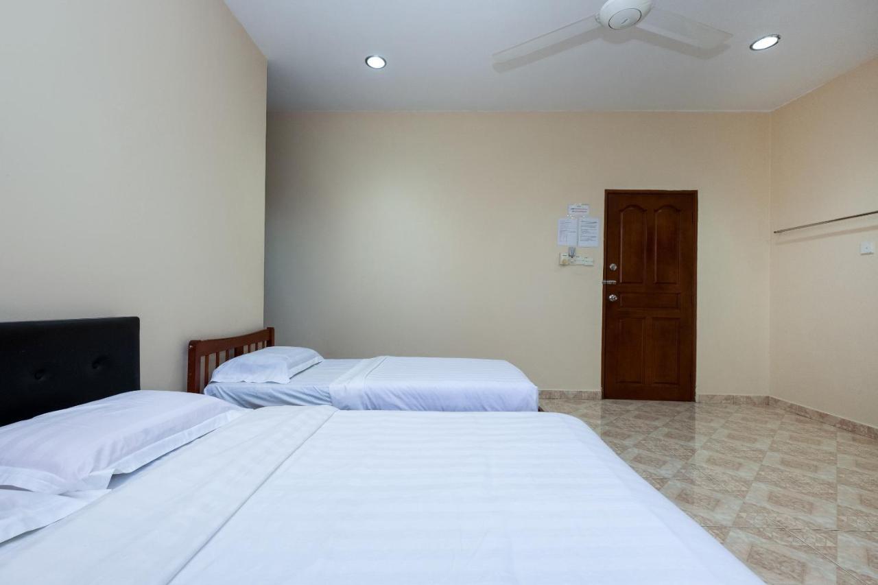 Spot On 89941 Rivermoon Hotel 2*