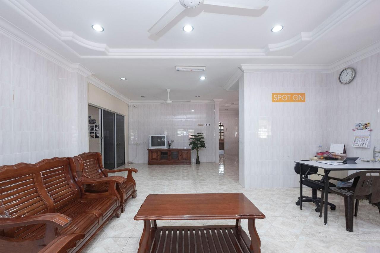 Spot On 89941 Rivermoon Kuantan